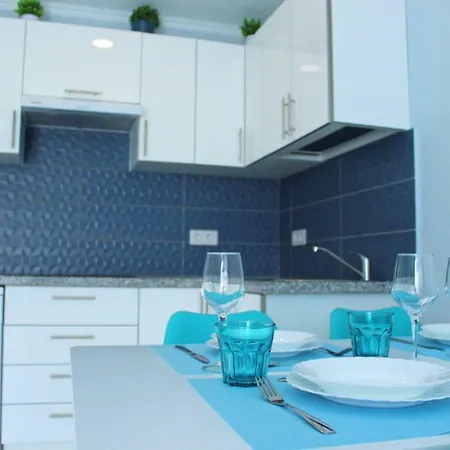 Aircon Americas 2min Off A 1 Bedrm Wifi * Playa de las Americas (Tenerife)